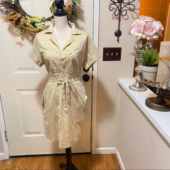 Walter Gold Thread Beautiful Light Midi Dress - Picture 5 of 14